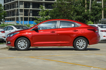 2016款悦纳1.4L自动炫酷版GLS