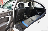 2017款帝豪EV EV300三厢精英型