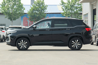 2018款宝骏530 1.5T手动尊贵型