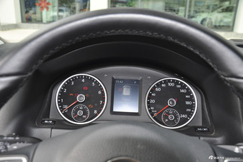 2015款途观 2.0TSI 自动四驱豪华版