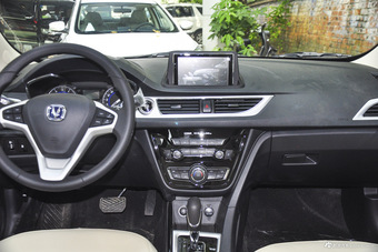 2016款悦翔V7 1.6L自动乐享型国IV