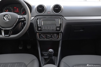 2017款捷达1.5L手动舒适型