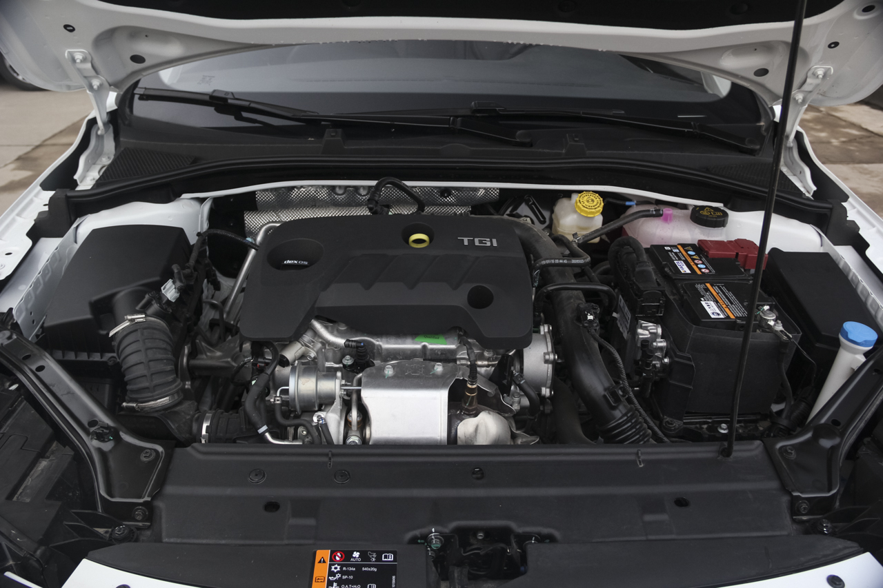 2017款荣威i6 1.0T自动互联网智享版16T