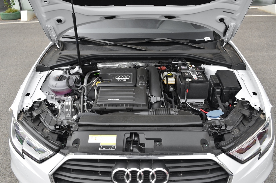2018款奥迪A3 30周年型1.4T自动Sportback 35TFSI运动型