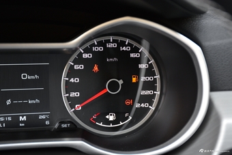 2018款吉利博越1.8TD手动智雅型