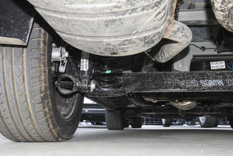 2017款宝骏730 1.5T手动时尚型7座