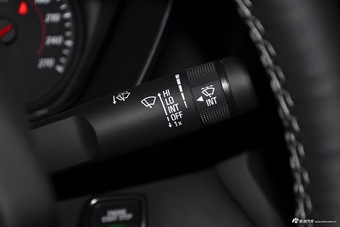 2017款科迈罗2.0T自动RS