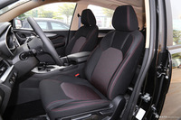 2017款宝骏560 1.5T 手动舒适型7座 