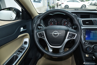 2015款海马福美来1.5T自动悦尚型