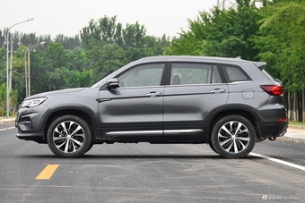 2018款长安CS75 1.5T自动雅智型