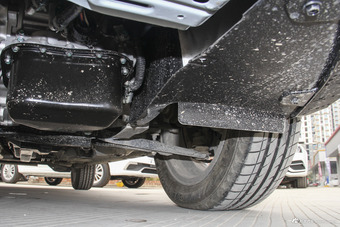 2017款吉利远景X1 1.3L自动乐趣版