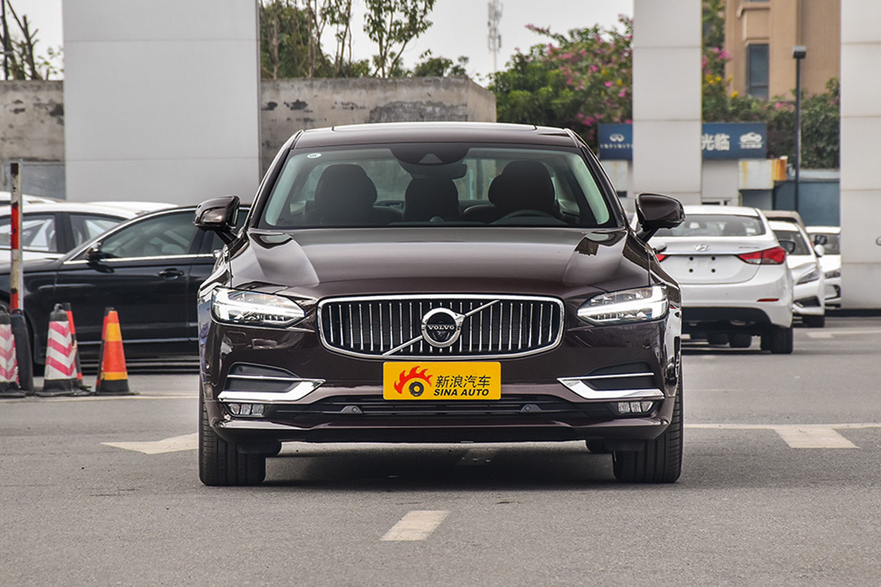 2017款沃尔沃S90 2.0T自动T5智尊版