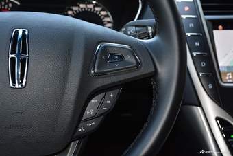 2018款林肯MKX 2.0T自动四驱尊雅版