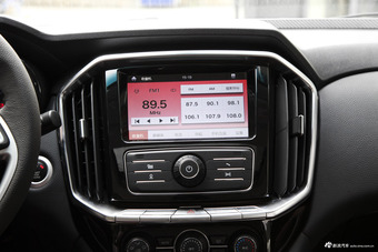 2017款驭胜S350 2.0T自动两驱柴油超豪华版7座 