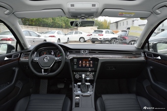 2019款迈腾2.0T自动330TSI DSG豪华型