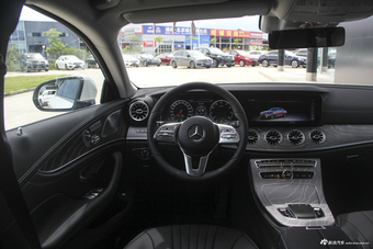 2018款奔驰CLS 2.0T自动350 4MATIC