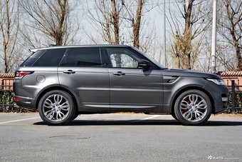 2017款揽胜运动版3.0自动V6锋尚创世版Dynamic