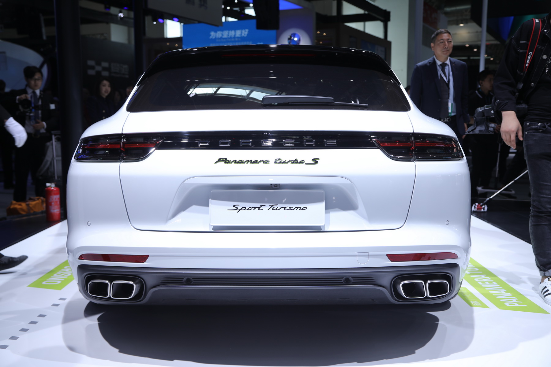 保时捷Panamera Turbo S E-Hybrid Sport Turismo
