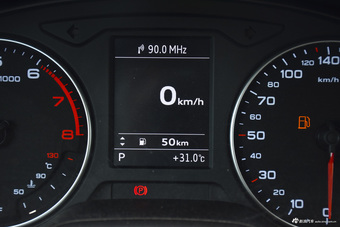 2016款奥迪A3 1.4T自动Limousine 35TFSI风尚型