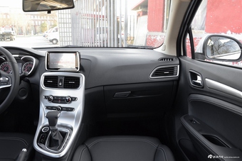 2017款中华H3 1.5L自动豪华型