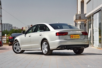 2018款奥迪A6L 2.5L自动30周年年型 30 FSI 风尚型