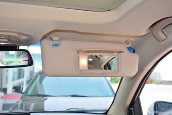 2017款宝骏560 1.5T DCT旗舰型