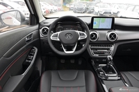 2018款北汽绅宝智行1.5T手动精英版