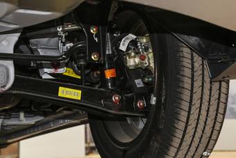 2014款V6菱仕1.5T手动智控版