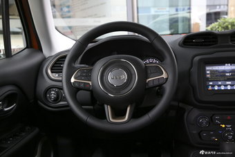 2018款自由侠1.4T自动劲能版互联网大屏版