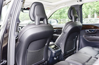 2015款沃尔沃XC90 2.0T自动 T6智雅版7座