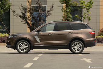 2018款众泰T800 2.0T自动尊享智联型7座