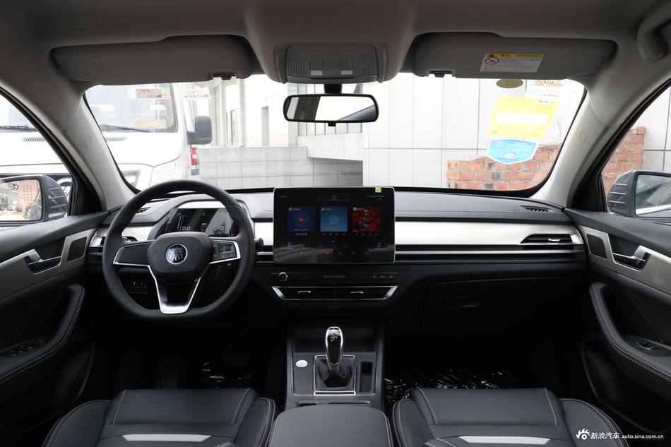 2019款秦Pro 1.5TI自动智联锋尚型