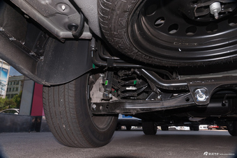 2018款瑞虎8 1.5T自动尊贵型 5座