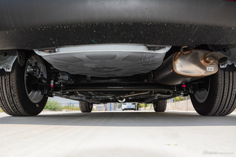 2017款吉利帝豪1.5L手动三厢百万款向上版