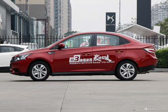 2016款锐3 1.6L手动智享型