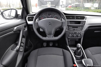 2017款全新爱丽舍1.6L手动时尚型