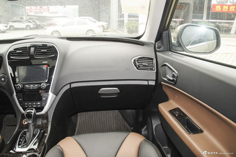 2015款传祺GS5 Super 1.8T自动两驱精英版