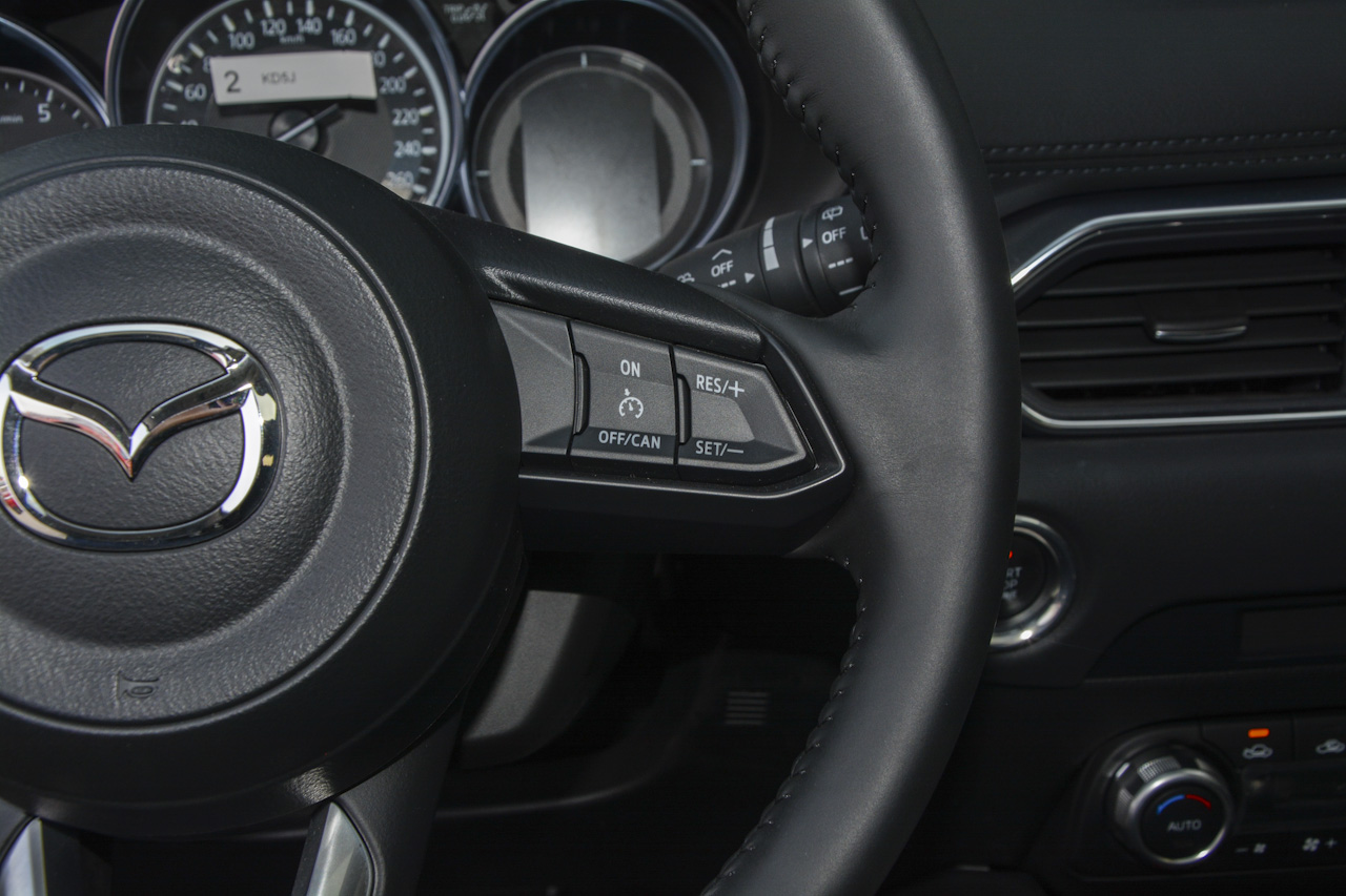 2017款马自达CX-5 2.0L自动两驱智尚型