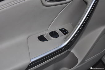 2017款启辰T90 2.0L手动智尚版