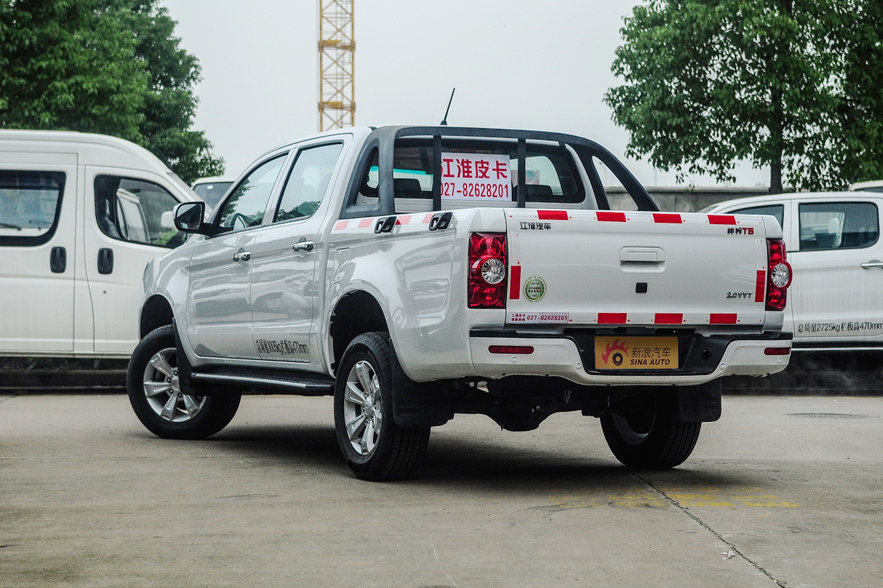 2015款 帅铃T6 2.0L汽油新锐型HFC4GA3-3D