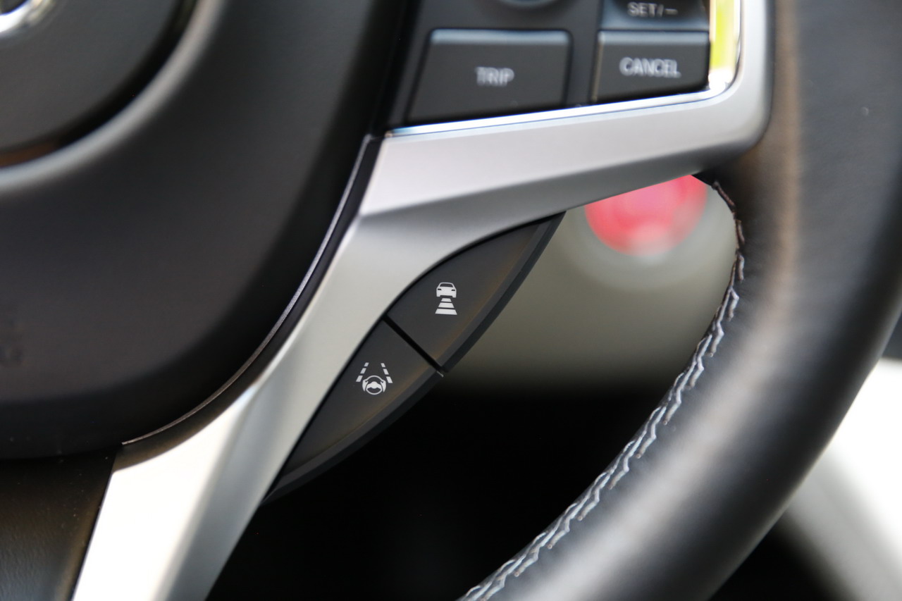 2018款讴歌CDX 2.0L 两驱创享版Hybrid