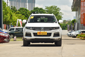 2016款众泰T600 2.0T自动豪华型运动版