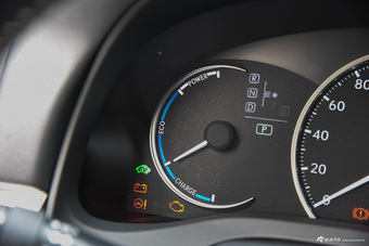 2014款雷克萨斯CT 1.8L自动200h F-Sport双色