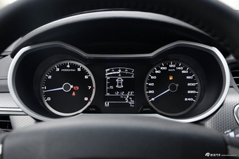 2016款帝豪GS 1.8L手动领尚型优雅版