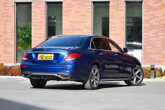 2019款奔驰E级2.0T自动 200L运动型4MATIC
