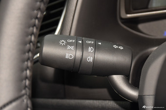 2017款马自达3昂克赛拉 三厢 2.0L 自动尊贵型