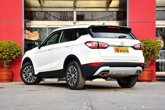 2018款中华V6 1.5T自动豪华型