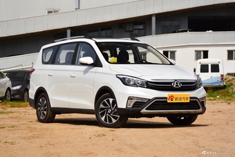 2017款长安欧尚A800 1.5T手动豪享型