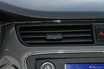 2017款欧诺S 1.5L手动超值型EA15-AB