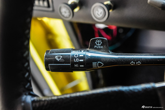 2016款BJ 212 2.0L手动方门四驱豪华型 国IV